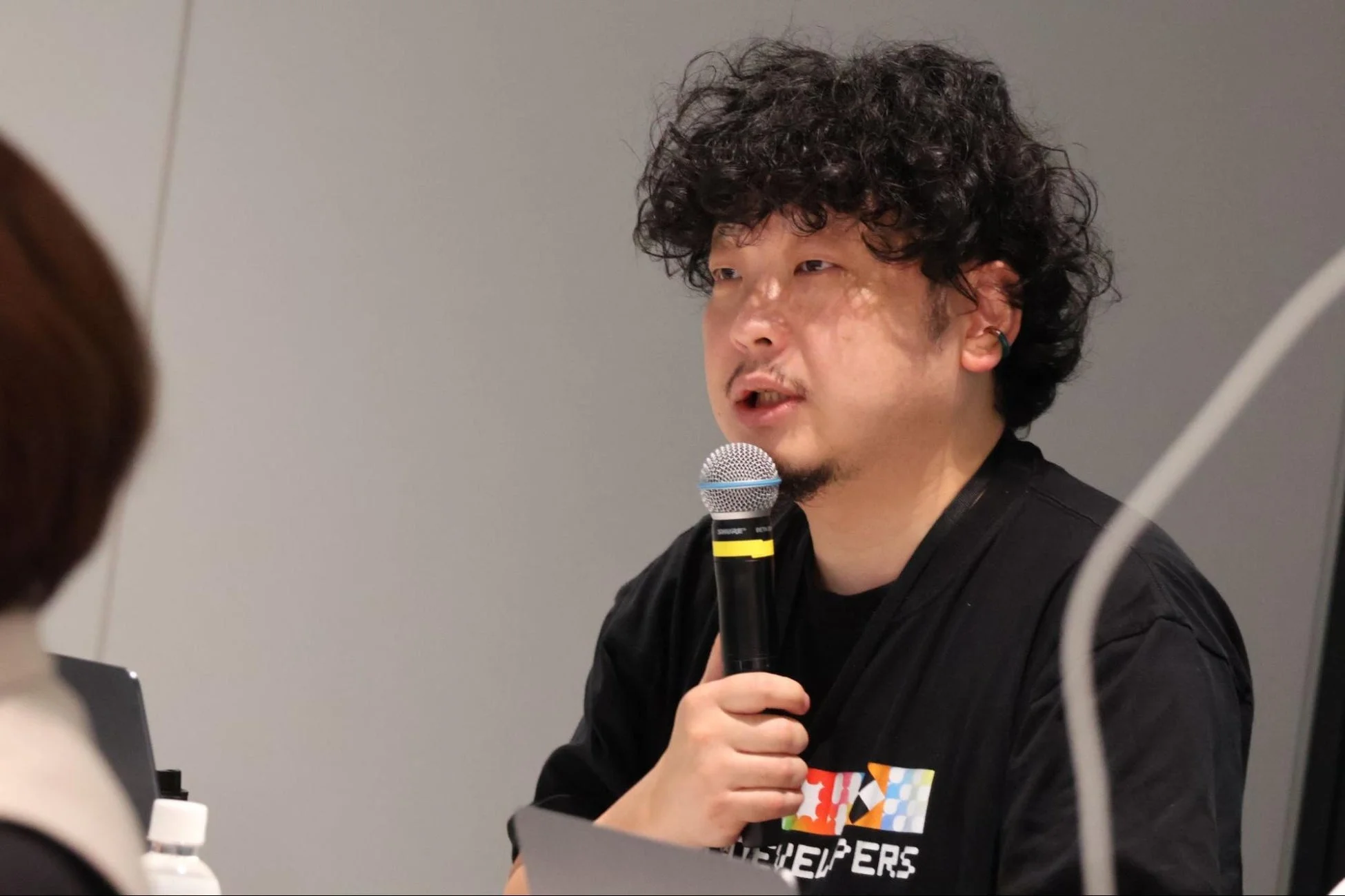 MIXI村瀨氏が話している様子