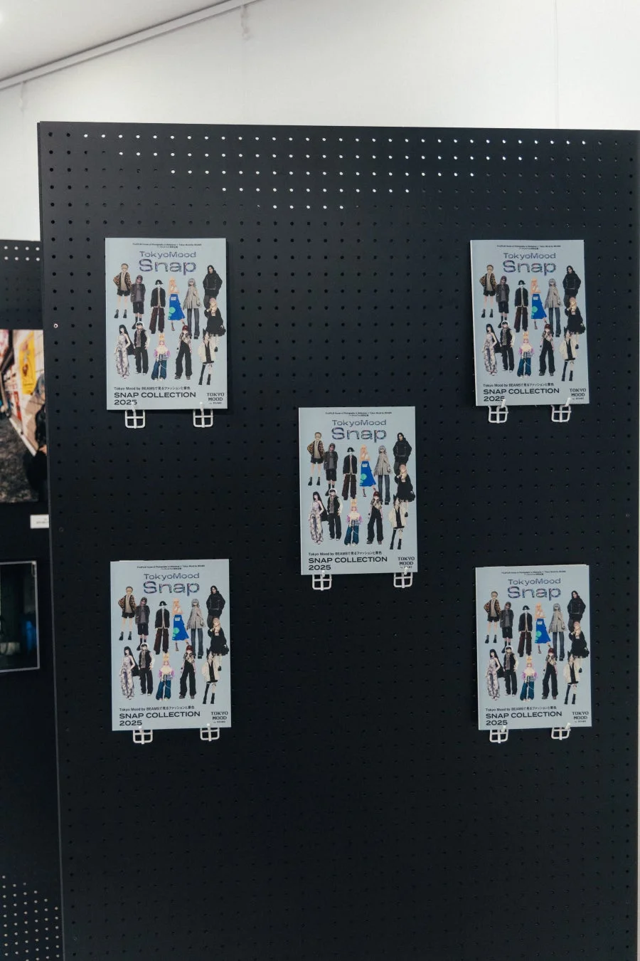 ファッションスナップの展示パネル
