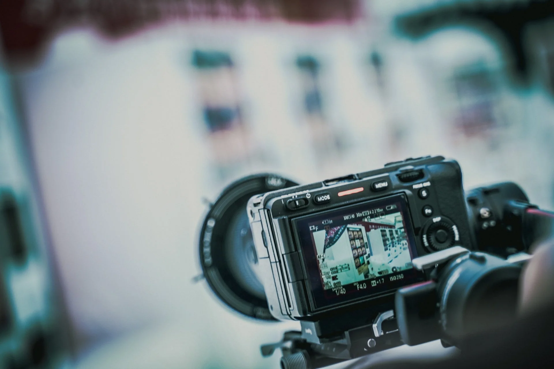 デジタルカメラの背面ディスプレイ