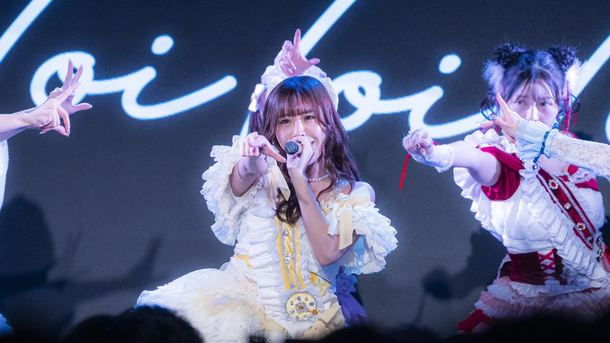 Toi Toi Toiのライブパフォーマンス