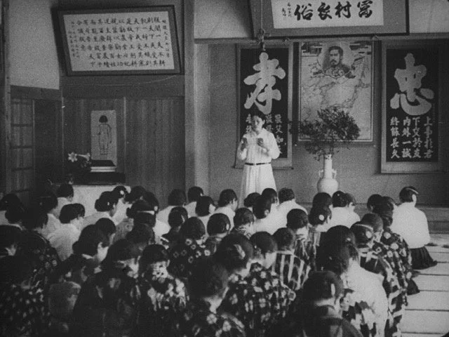 日本の伝統的な学習会や講話の様子