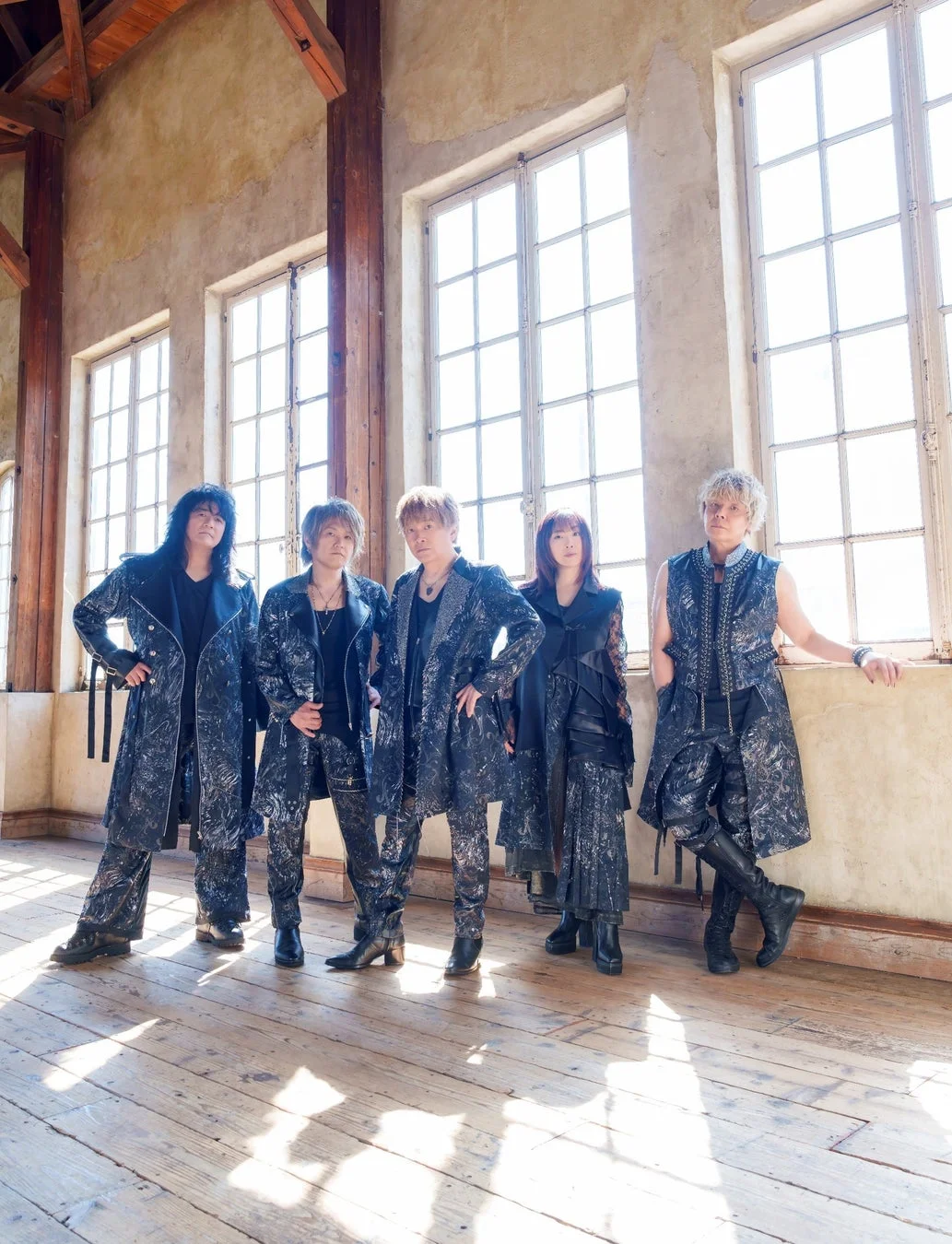 5人組のロックバンド