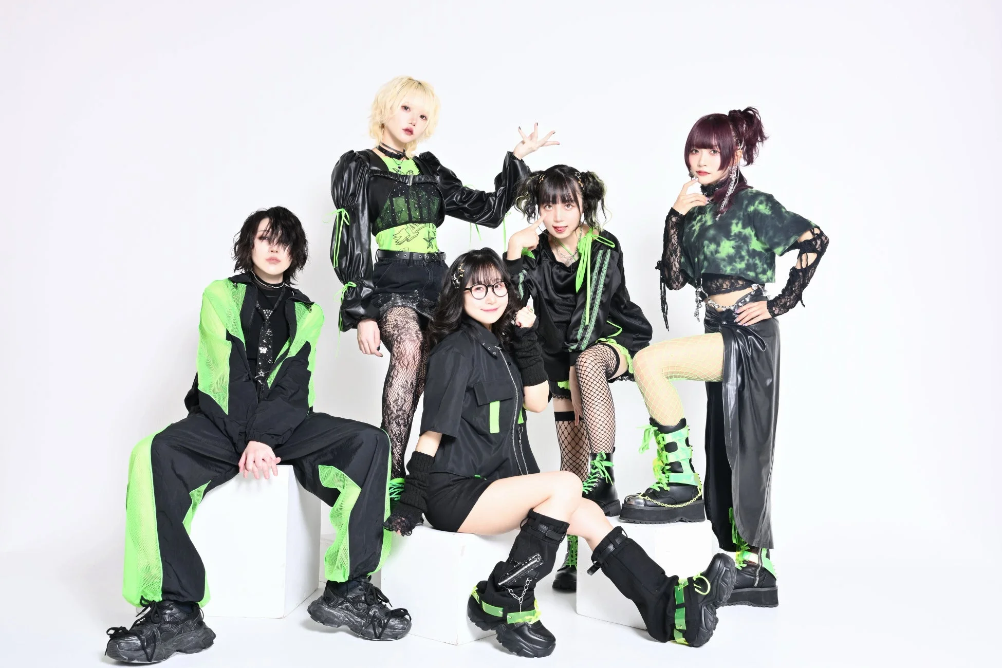 名称非公開メンバー集合