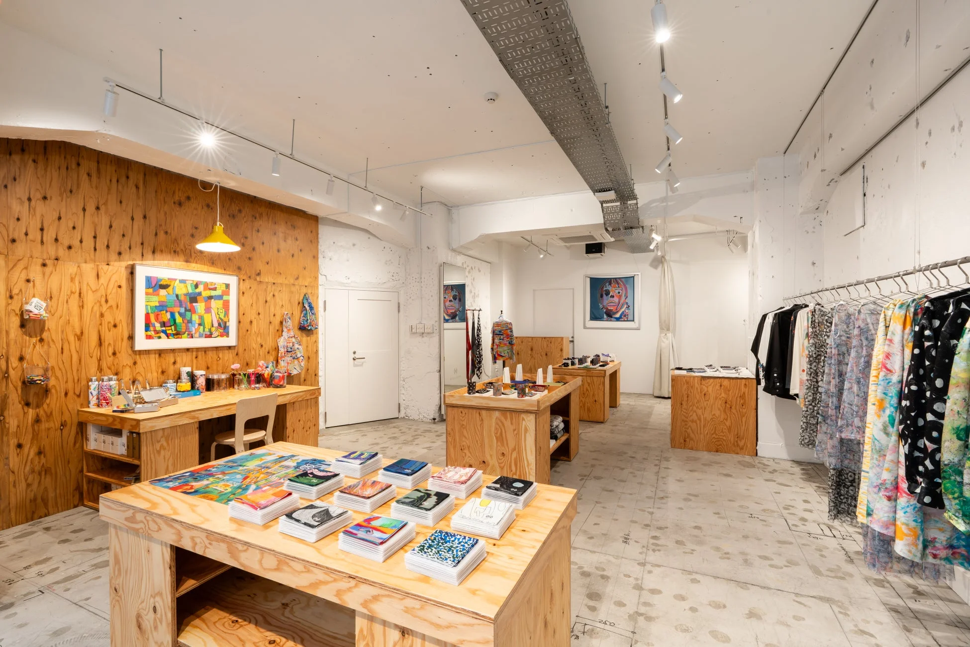 HERALBONY LABORATORY GINZAのショップ内観