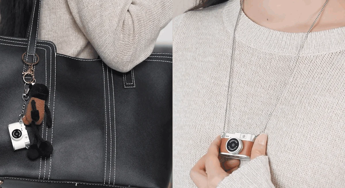 アクセサリーとして身につけられたミニカメラ