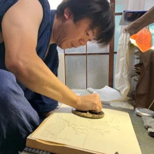 江戸木版画 摺師 - 鉄井 裕和氏