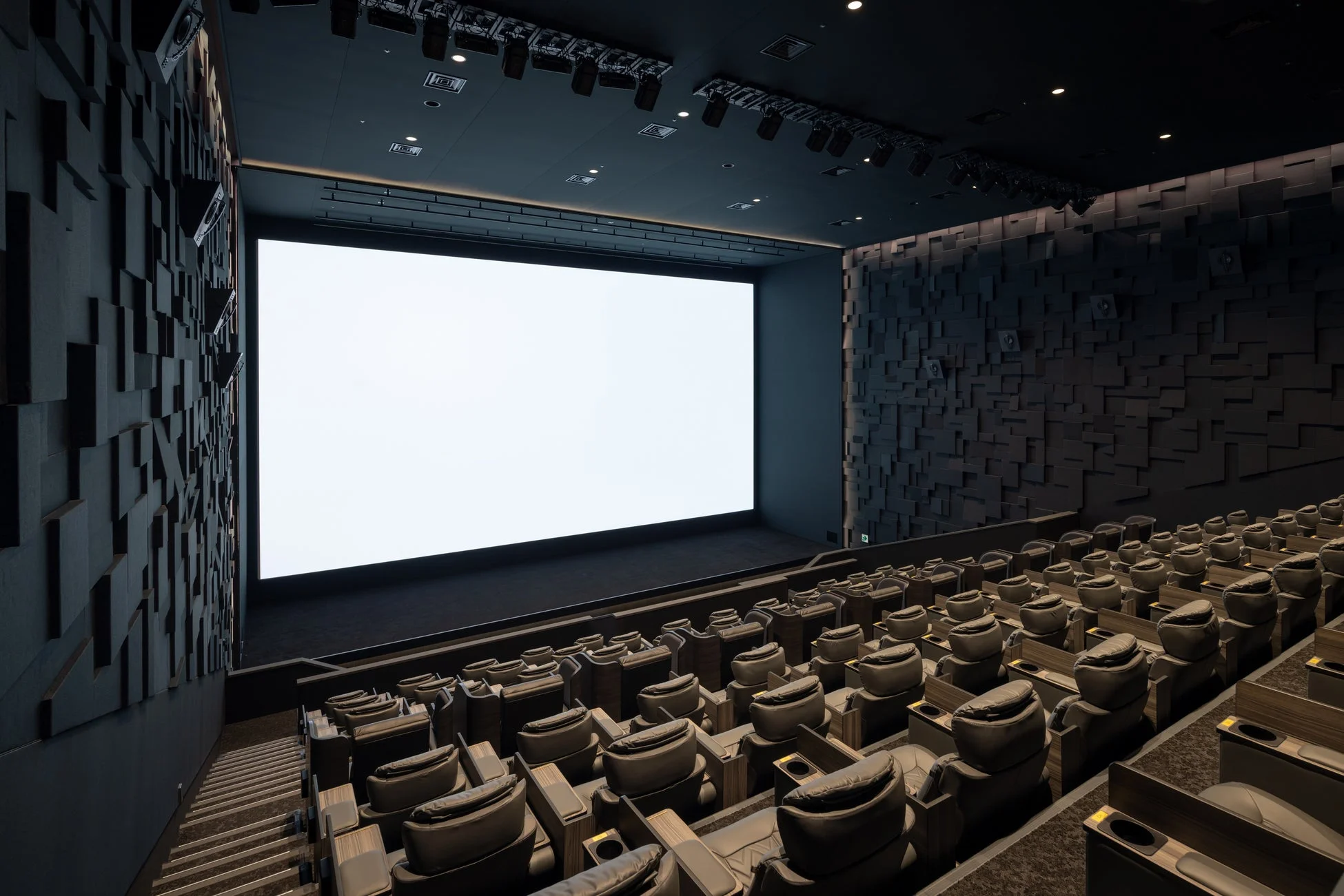 109シネマズプレミアム新宿のシアター内観