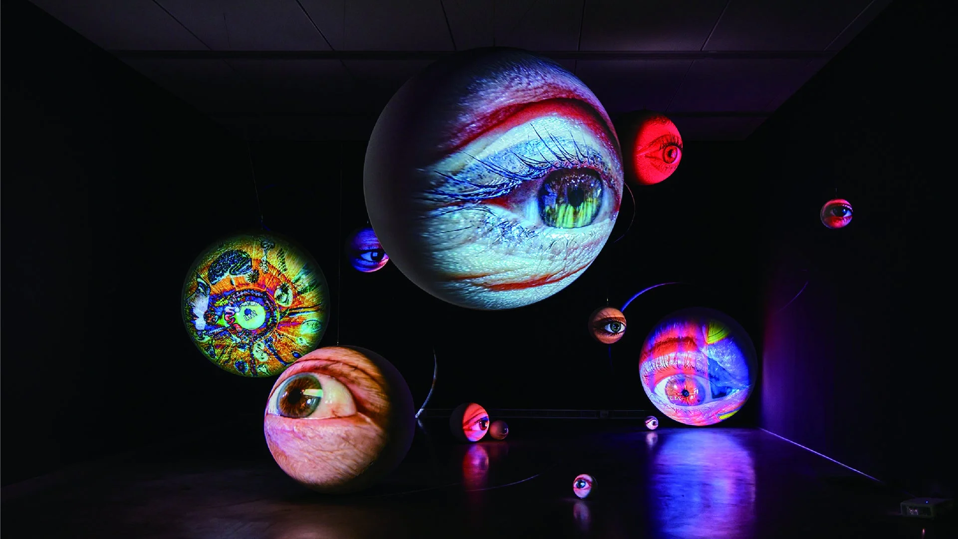 《スペキュラー》（2021年）