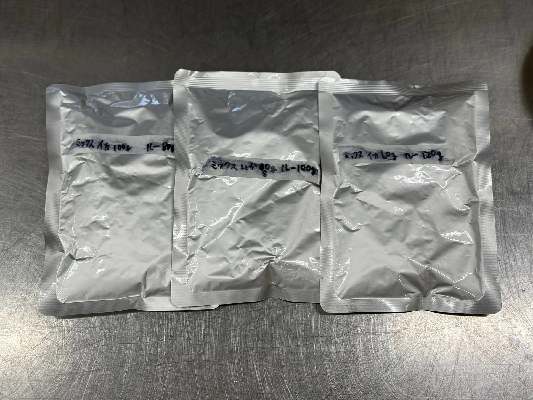 ミックスイカの小分けパック