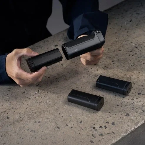 バッテリーモジュールの取り付け