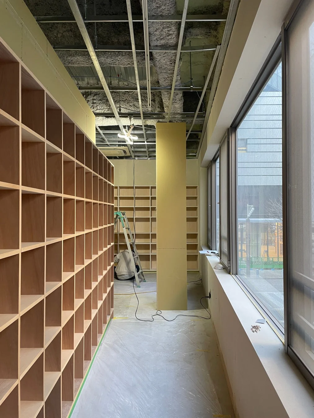 Unknown Unknown 内装