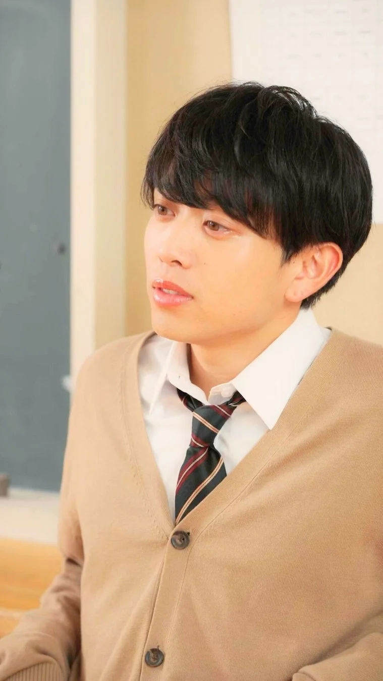 花栗七海役：䋝田圭亮