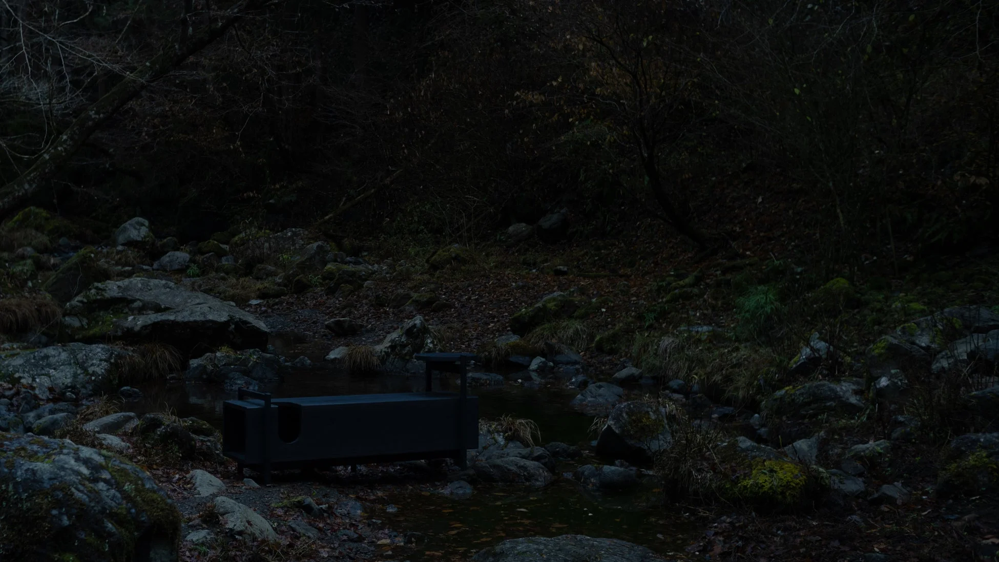 Dalur / Hidden Bench