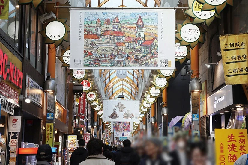 商店街に展示されたアート（前回の様子）