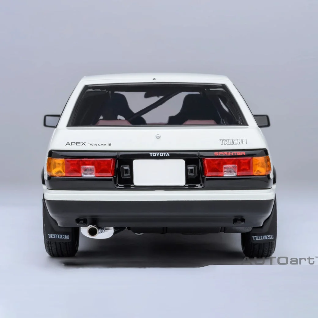 AE86ミニカー(リアビュー)