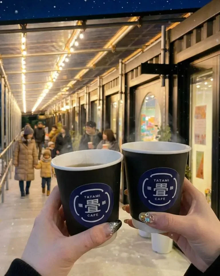 夜のマーケットの様子