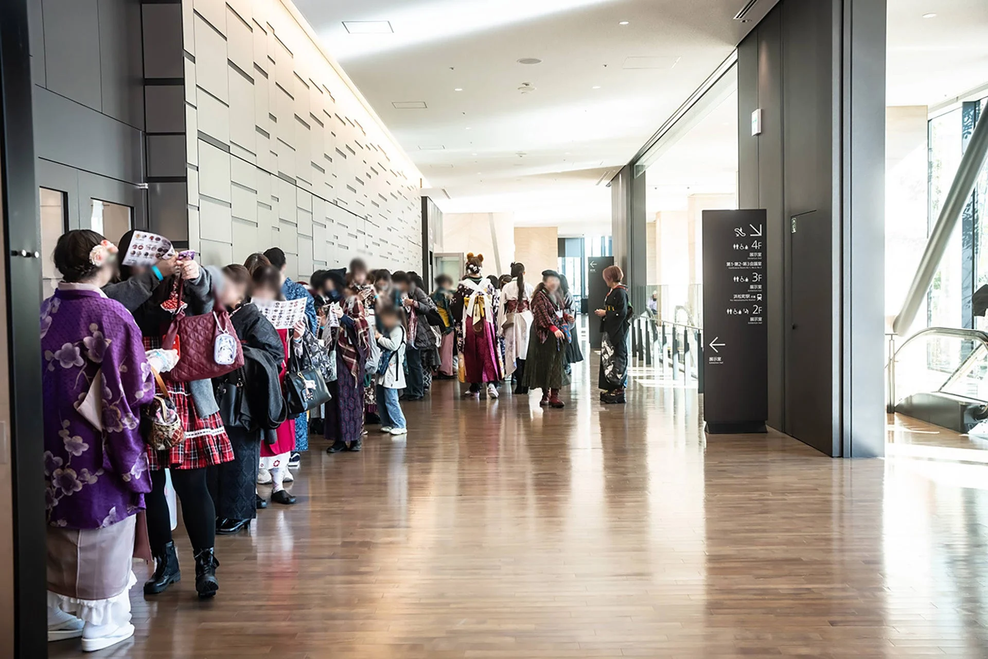 イベント会場の賑わい