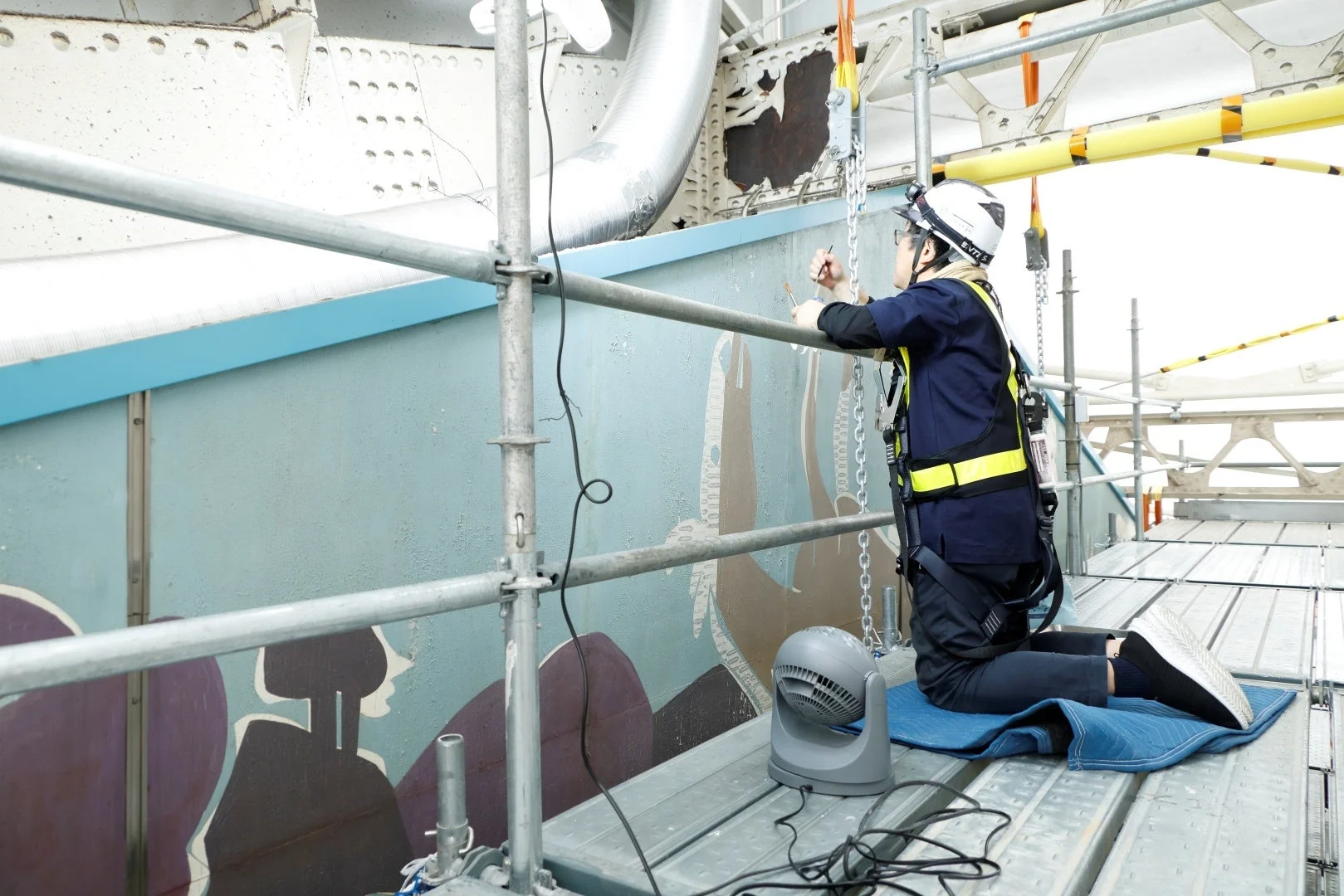 修復作業の様子