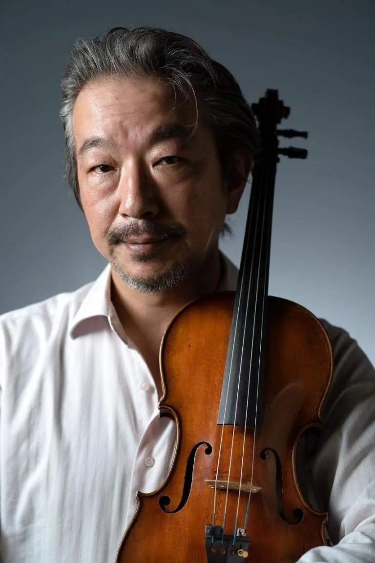 バイオリン男性