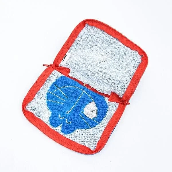 開いた状態のショートタイプどっとポーチ