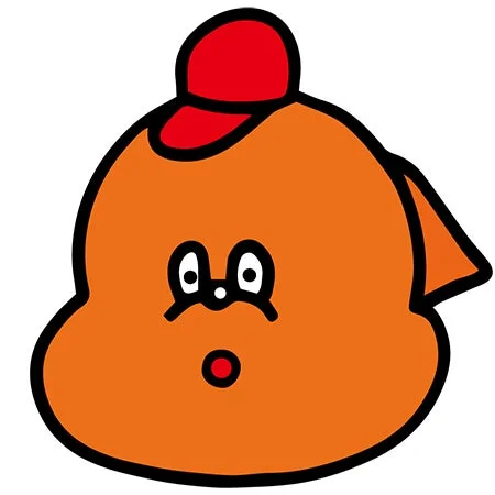 オレンジ色の丸い体に赤い帽子をかぶったキャラクター