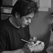 戸出雅彦氏の作業風景