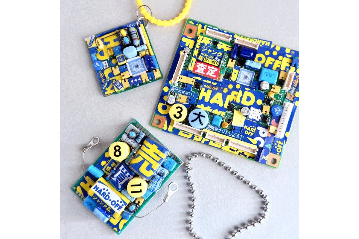 HARD OFFのジャンク品を使ったアート作品