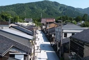 井波の町並み
