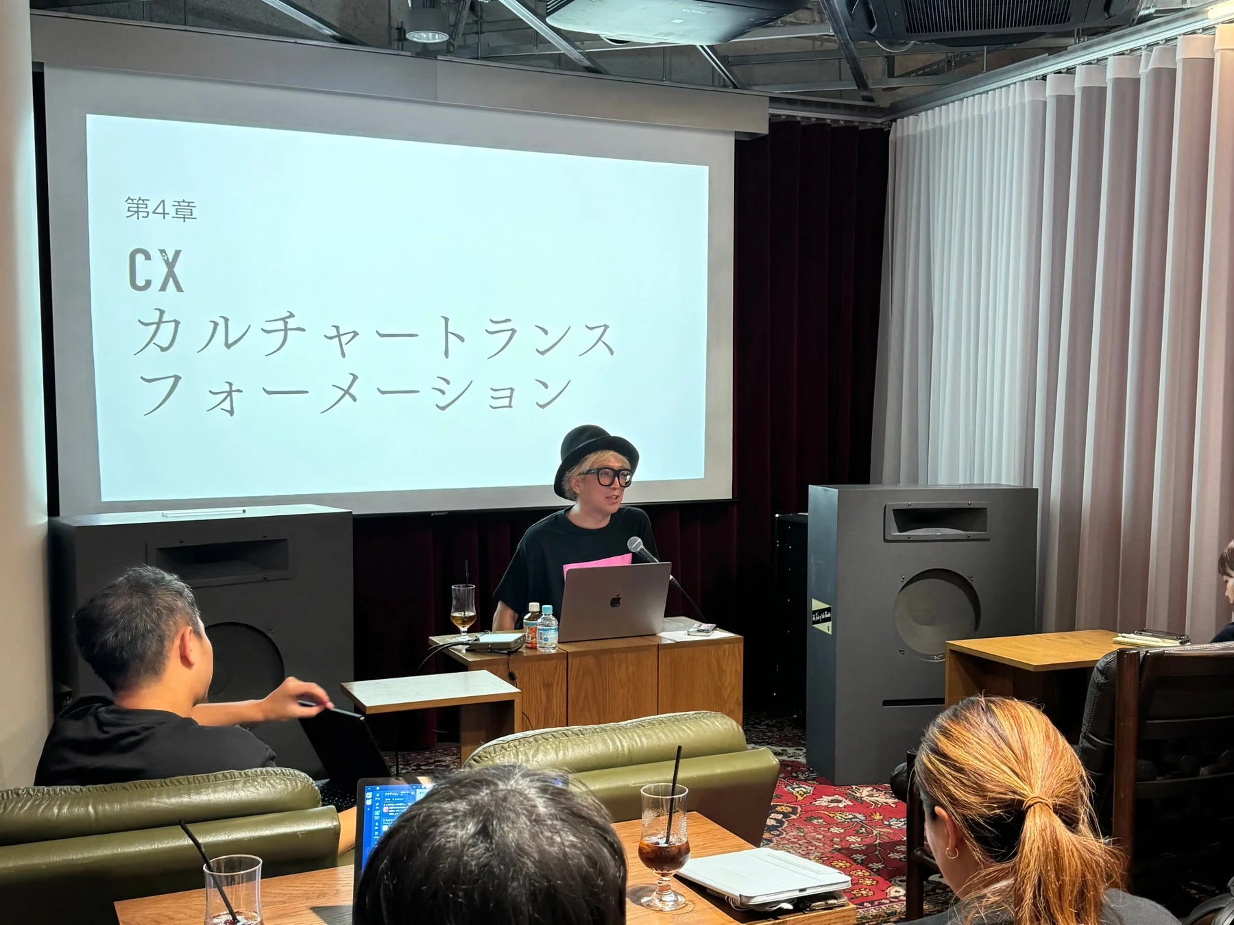 プレゼンテーションの様子