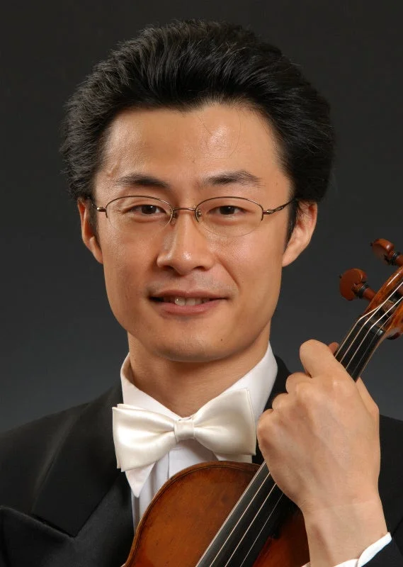 バイオリン男性