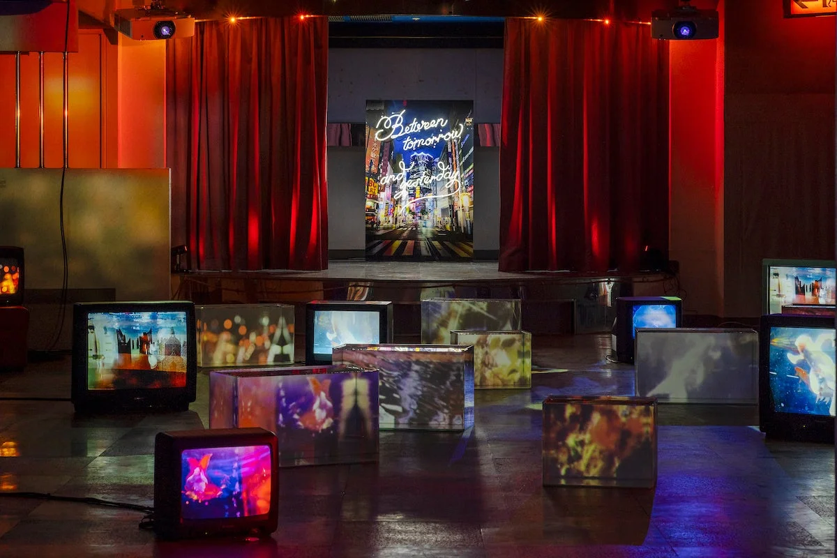 蜷川実花のインスタレーション