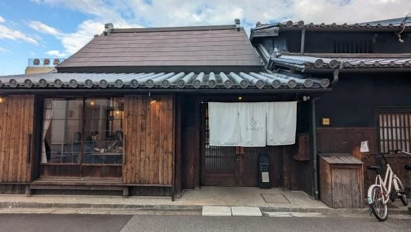 あひる菓子店 外観
