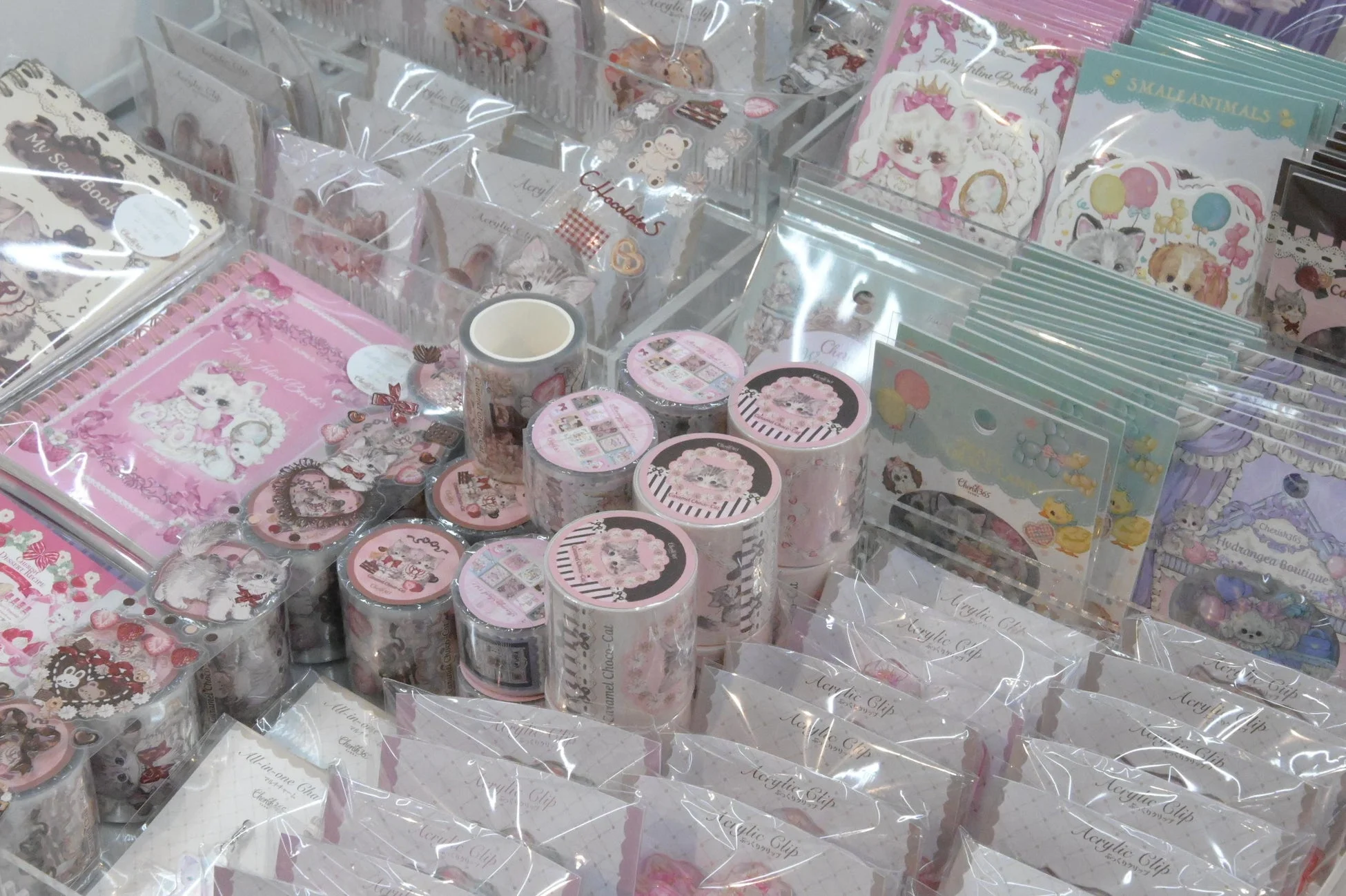 ファンシーな猫とスイーツの文房具