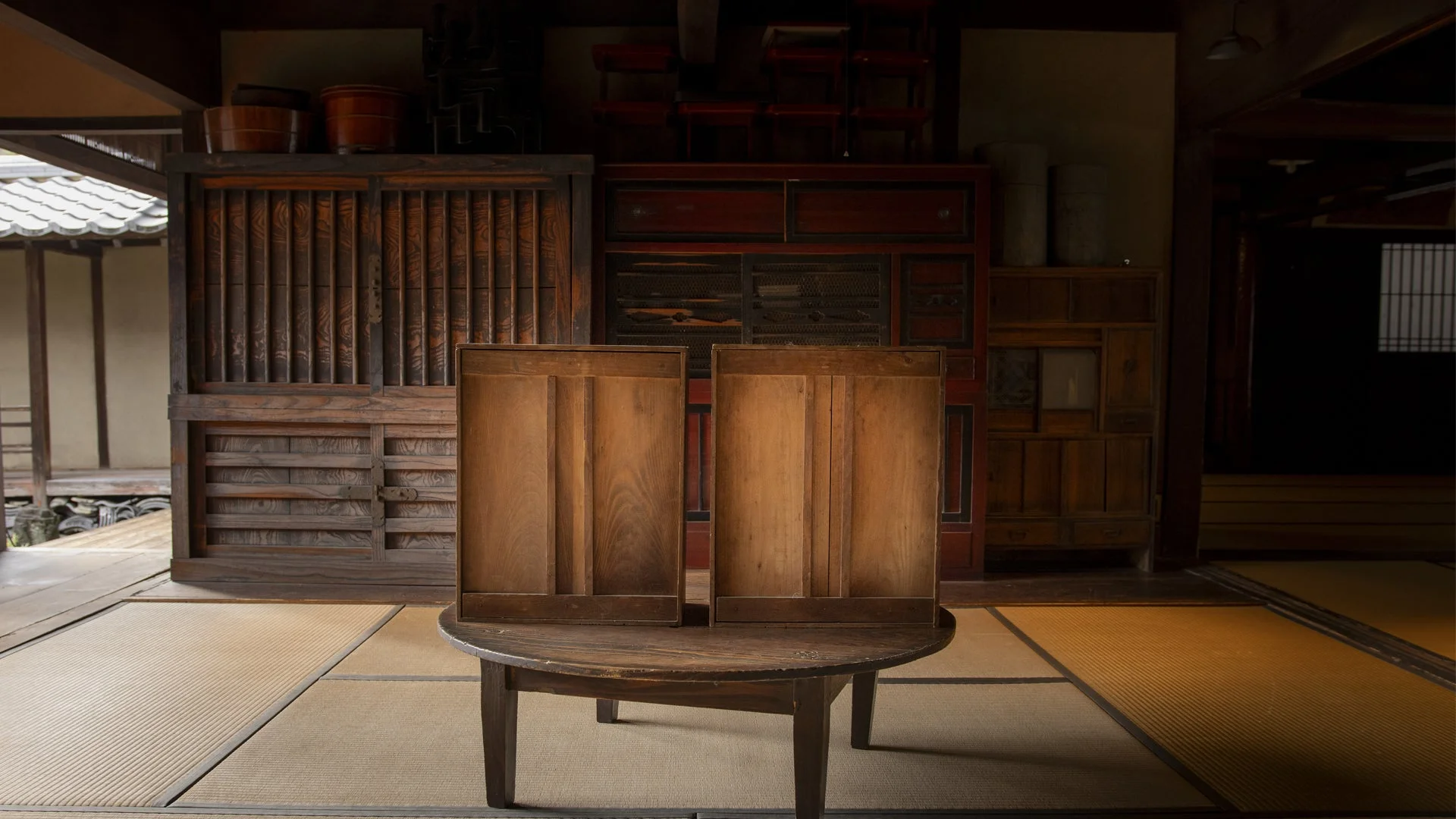 和室に置かれた謎解き用紙