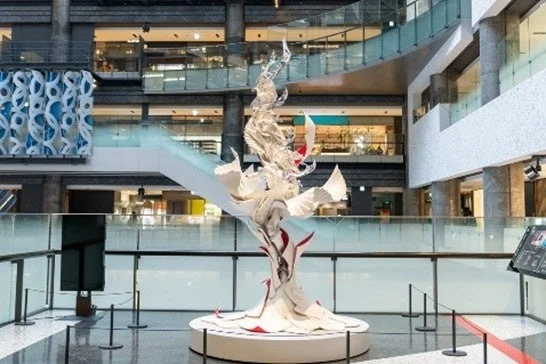 屋内彫刻作品「arc」