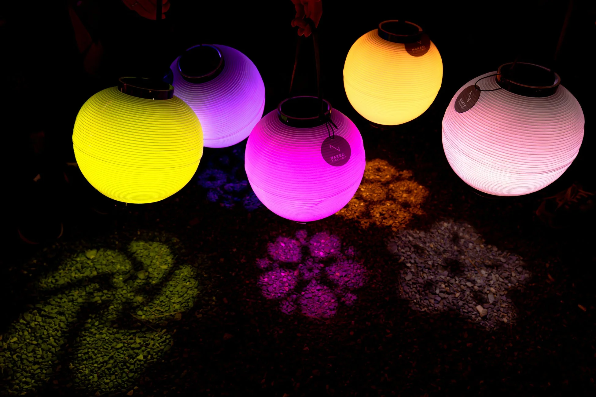 NAKEDディスタンス提灯