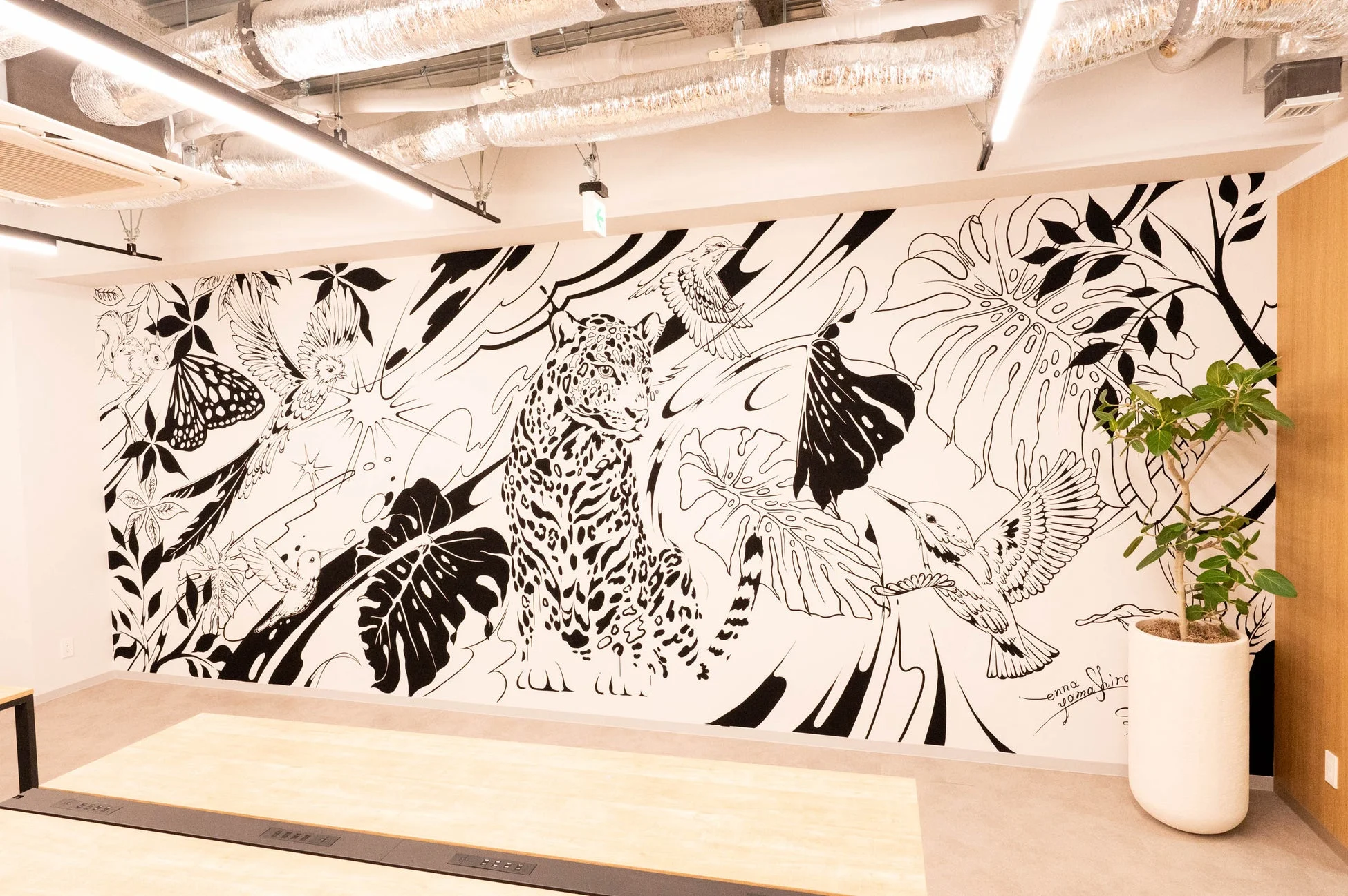 2Fフロアのアート作品