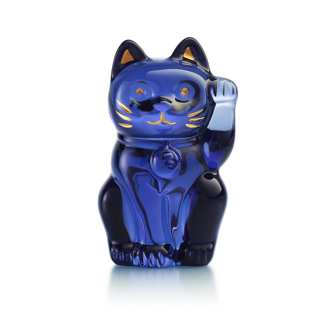 深い青色のまねき猫