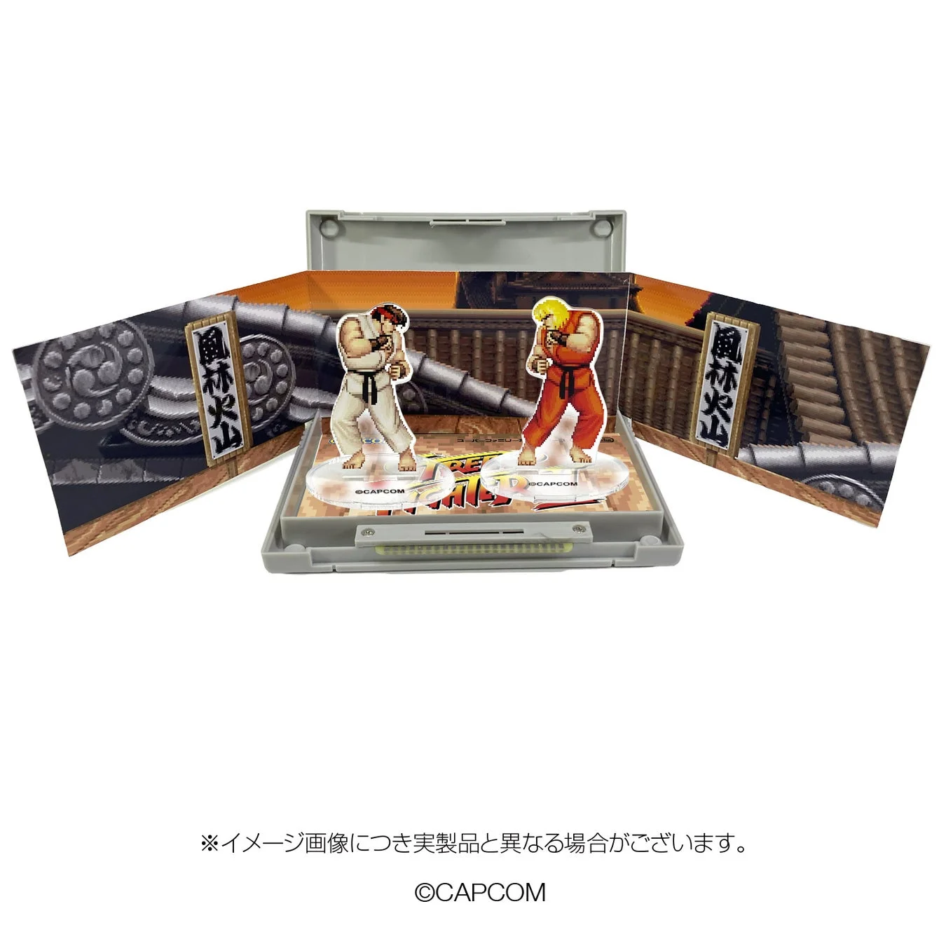 リュウとケンが背景と組み合わされたジオラマ