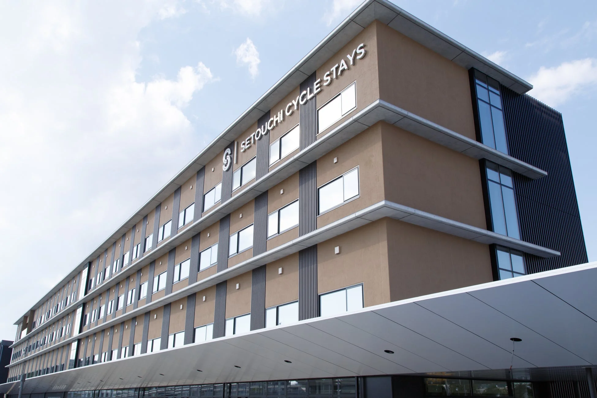 せとうちサイクルステイズ広島宇品外観