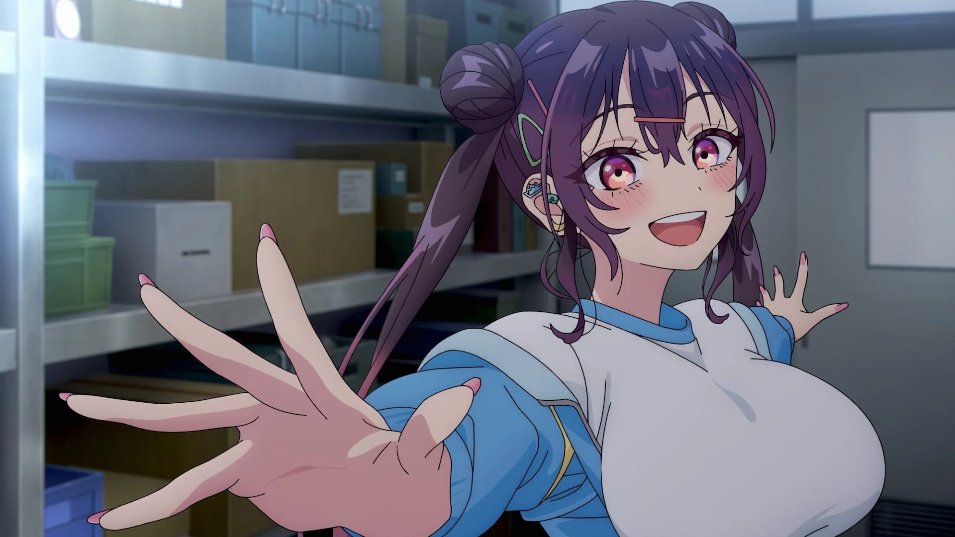 手を差し伸べる宮本仁衣奈