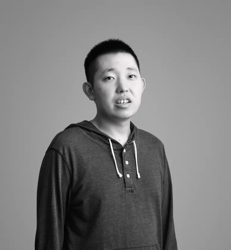 作家：岡部 志士氏