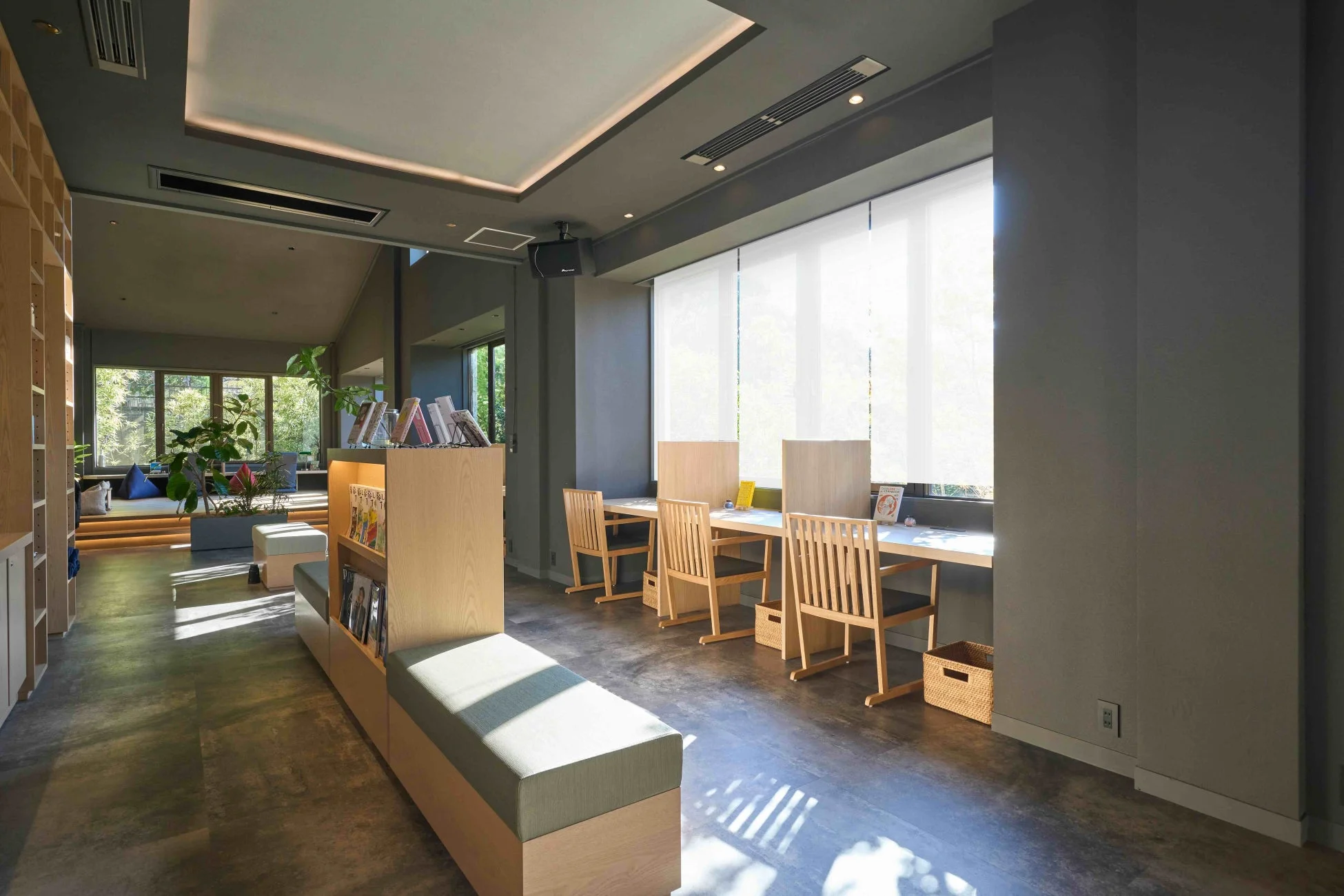 ラウンジエリア