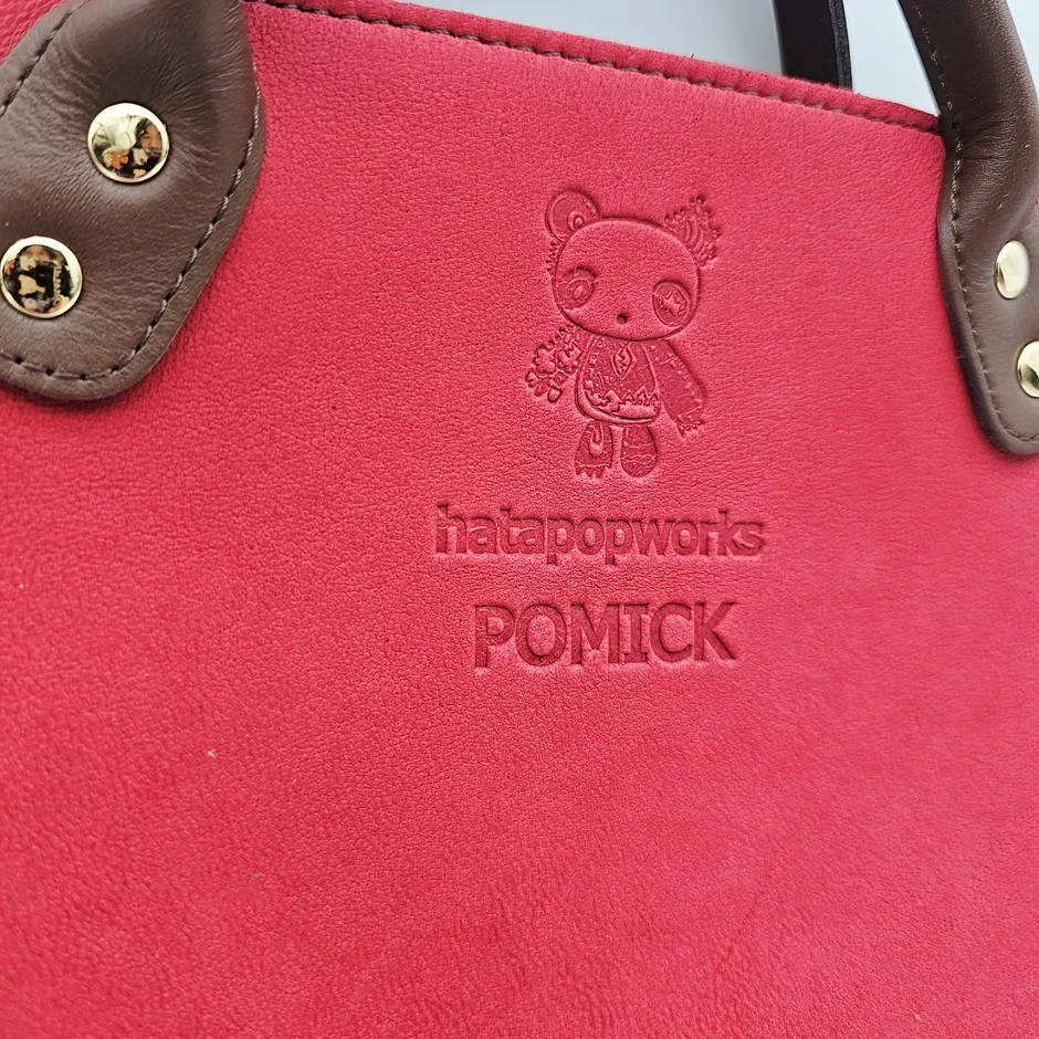 赤いPOMICK LEATHERバッグ