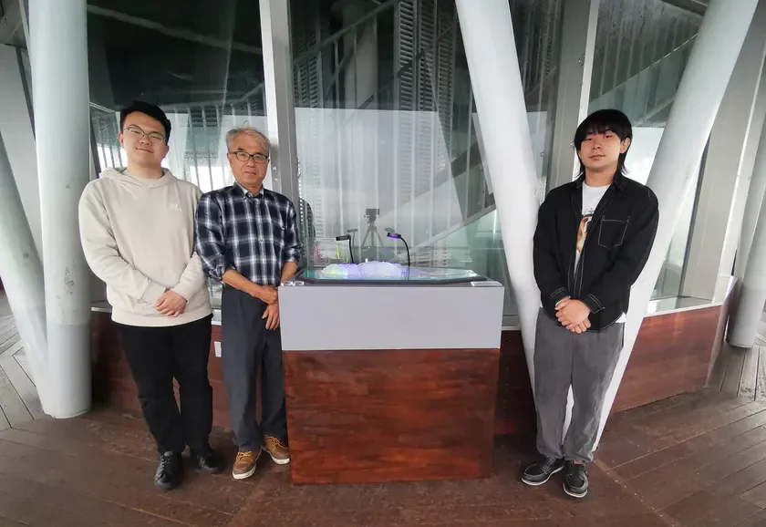 工学部工学科内田孝幸教授と学生らのグループ作品『Inside ENOSHIMAII』