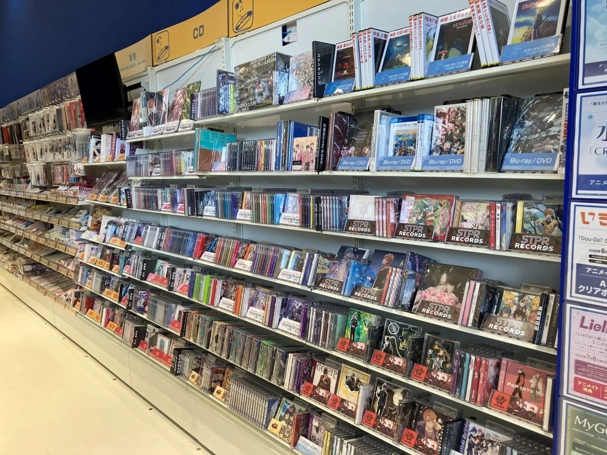 CD・Blu-ray/DVDコーナー