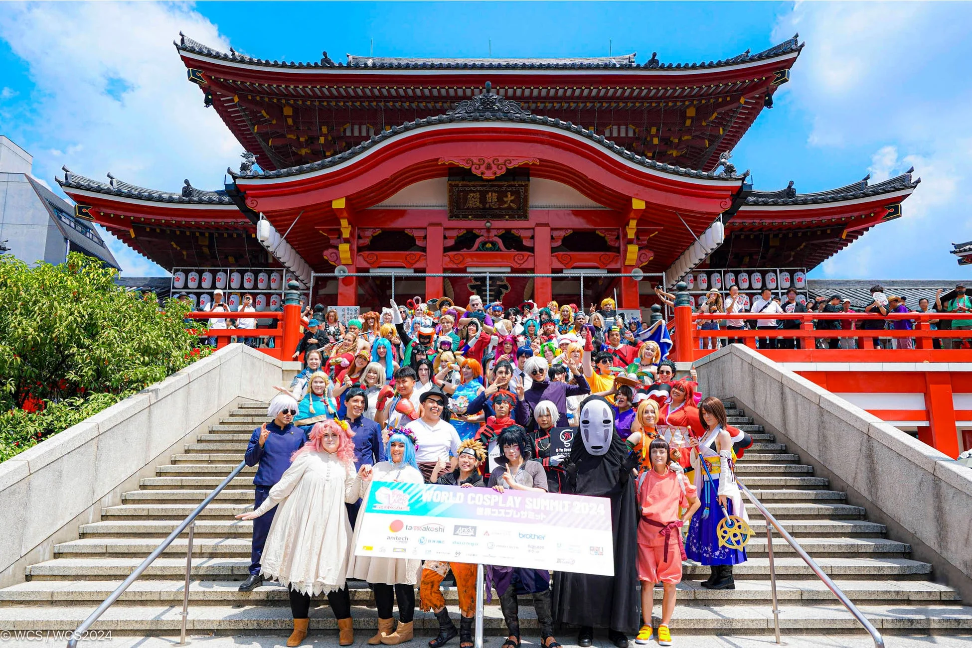 世界コスプレサミット2024の集合写真