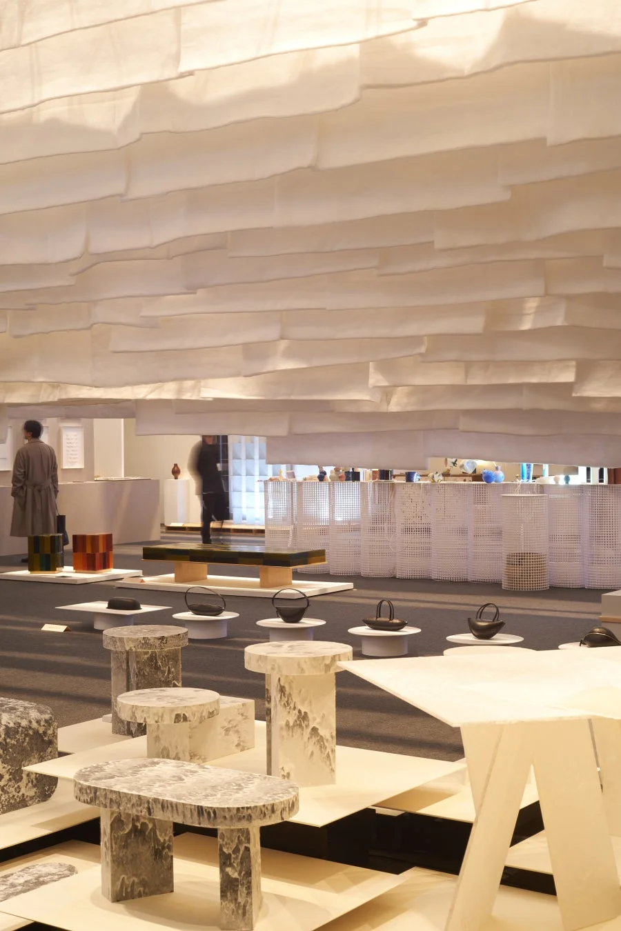 板坂留五氏による設計事例：ギャラリー展示空間