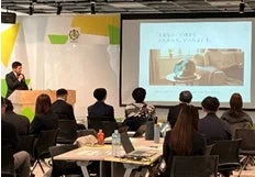 プレゼンテーションの様子