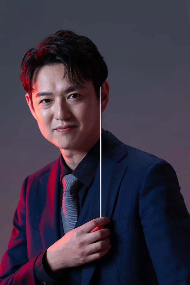 指揮者 佐々木新平氏